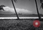 Standbild ein Passagier an Bord der japanischen Ocean Liner Tatsuta Maru Honolulu Hawaii USA, 1939, aus Sekunde 21 historischem Filmmaterial Videoclip 65675037128