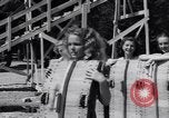 Standbild Mädchen im Wasser Park Enfield Maine USA, 1938, aus Sekunde 11 historischem Filmmaterial Videoclip 65675037137