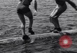 Standbild log Rollen Nova Scotia, 1938, aus Sekunde 29 historischem Filmmaterial Videoclip 65675037141