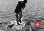Standbild log Rollen Nova Scotia, 1938, aus Sekunde 40 historischem Filmmaterial Videoclip 65675037141