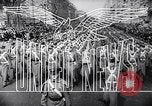 Standbild traditionelle Fußballspiel Baltimore Maryland USA, 1944, aus Sekunde 7 historischem Filmmaterial Videoclip 65675037148
