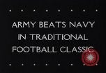 Standbild traditionelle Fußballspiel Baltimore Maryland USA, 1944, aus Sekunde 32 historischem Filmmaterial Videoclip 65675037148