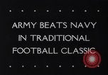 Standbild traditionelle Fußballspiel Baltimore Maryland USA, 1944, aus Sekunde 35 historischem Filmmaterial Videoclip 65675037148
