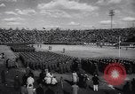 Standbild traditionelle Fußballspiel Baltimore Maryland USA, 1944, aus Sekunde 38 historischem Filmmaterial Videoclip 65675037148