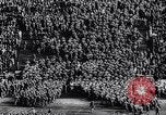 Standbild traditionelle Fußballspiel Baltimore Maryland USA, 1944, aus Sekunde 46 historischem Filmmaterial Videoclip 65675037148