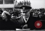 Standbild traditionelle Fußballspiel Baltimore Maryland USA, 1944, aus Sekunde 56 historischem Filmmaterial Videoclip 65675037148