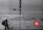 Immagine di La nave trasporta i chicchi Canada, 1944, secondo 43 filmato di repertorio 65675037149