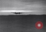 Standbild japanische Ziele bombardiert Saipan Nördliche Marianen, 1944, aus Sekunde 10 historischem Filmmaterial Videoclip 65675037151