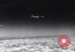 Standbild japanische Ziele bombardiert Saipan Nördliche Marianen, 1944, aus Sekunde 16 historischem Filmmaterial Videoclip 65675037151