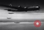 Standbild japanische Ziele bombardiert Saipan Nördliche Marianen, 1944, aus Sekunde 21 historischem Filmmaterial Videoclip 65675037151