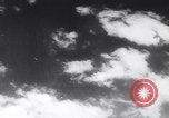 Standbild japanische Ziele bombardiert Saipan Nördliche Marianen, 1944, aus Sekunde 24 historischem Filmmaterial Videoclip 65675037151