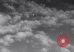 Standbild japanische Ziele bombardiert Saipan Nördliche Marianen, 1944, aus Sekunde 26 historischem Filmmaterial Videoclip 65675037151