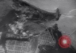 Standbild japanische Ziele bombardiert Saipan Nördliche Marianen, 1944, aus Sekunde 28 historischem Filmmaterial Videoclip 65675037151