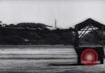 Standbild japanische Ziele bombardiert Saipan Nördliche Marianen, 1944, aus Sekunde 40 historischem Filmmaterial Videoclip 65675037151