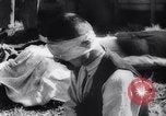 Standbild Allied Beihilfen erreicht Jugoslawien Jugoslawien, 1944, aus Sekunde 34 historischem Filmmaterial Videoclip 65675037152