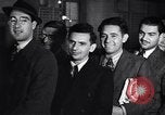Image Les hommes américains s'inscrire pour le projet d'en Seconde Guerre Mondiale United States USA, 1940, de la seconde 8 séquences d'archives historiques vidéo 65675037158