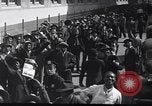 Image Les hommes américains s'inscrire pour le projet d'en Seconde Guerre Mondiale United States USA, 1940, de la seconde 50 séquences d'archives historiques vidéo 65675037158