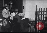 Image Les hommes américains s'inscrire pour le projet d'en Seconde Guerre Mondiale United States USA, 1940, de la seconde 52 séquences d'archives historiques vidéo 65675037158