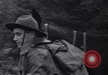 Standbild Krieg Ausbildung auf Maultieren Fort Lewis Washington USA, 1940, aus Sekunde 26 historischem Filmmaterial Videoclip 65675037160