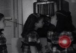 Immagine di Dionne Quintuplets Callander Ontario, 1940, secondo 33 filmato di repertorio 65675037164