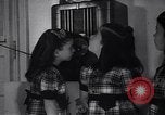 Immagine di Dionne Quintuplets Callander Ontario, 1940, secondo 35 filmato di repertorio 65675037164