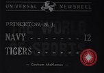 Immagine di Partita di calcio Princeton New Jersey USA, 1940, secondo 5 filmato di repertorio 65675037165