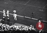 Immagine di Partita di calcio Princeton New Jersey USA, 1940, secondo 38 filmato di repertorio 65675037165