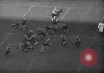 Immagine di Partita di calcio Princeton New Jersey USA, 1940, secondo 50 filmato di repertorio 65675037165