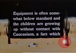 Immagine di Relocation Center la scuola dei bambini United States USA, 1940, secondo 15 filmato di repertorio 65675037173