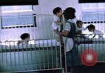 Standbild Japanisch-amerikanisches Waisenhaus United States USA, 1940, aus Sekunde 42 historischem Filmmaterial Videoclip 65675037175