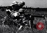 Standbild Japanese-American Rekruten Missouri United States USA, 1944, aus Sekunde 16 historischem Filmmaterial Videoclip 65675037183