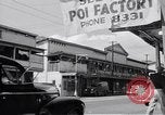 Image des scènes de rue Seconde Guerre Mondiale à Honolulu Honolulu Hawaii USA, 1942, de la seconde 29 séquences d'archives historiques vidéo 65675037187