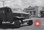 Image des scènes de rue Seconde Guerre Mondiale à Honolulu Honolulu Hawaii USA, 1942, de la seconde 61 séquences d'archives historiques vidéo 65675037187