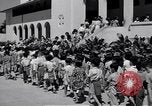 Standbild Sicherheit in Honolulu nach Pearl Harbor Angriff Honolulu Hawaii USA, 1941, aus Sekunde 21 historischem Filmmaterial Videoclip 65675037192