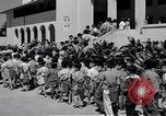 Standbild Sicherheit in Honolulu nach Pearl Harbor Angriff Honolulu Hawaii USA, 1941, aus Sekunde 23 historischem Filmmaterial Videoclip 65675037192