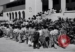 Standbild Sicherheit in Honolulu nach Pearl Harbor Angriff Honolulu Hawaii USA, 1941, aus Sekunde 25 historischem Filmmaterial Videoclip 65675037192
