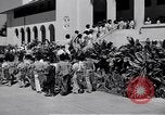 Standbild Sicherheit in Honolulu nach Pearl Harbor Angriff Honolulu Hawaii USA, 1941, aus Sekunde 27 historischem Filmmaterial Videoclip 65675037192
