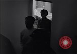 Image Les généraux des Forces alliées visiter déplacées camp DP Wolfratshausen Allemagne, 1945, de la seconde 36 séquences d'archives historiques vidéo 65675037193