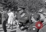 Image Les généraux des Forces alliées visiter déplacées camp DP Wolfratshausen Allemagne, 1945, de la seconde 55 séquences d'archives historiques vidéo 65675037193