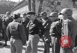 Image généraux des Forces alliées Wolfratshausen Allemagne, 1945, de la seconde 32 séquences d'archives historiques vidéo 65675037194