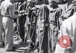 Image Philippine 121e Régiment d'infanterie (guérilla) Philippines, 1945, de la seconde 25 séquences d'archives historiques vidéo 65675037196