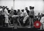 Standbild Hof des alten König Neptun Lima Peru, 1938, aus Sekunde 36 historischem Filmmaterial Videoclip 65675037204