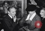 Standbild First Lady Frau Franklin D Roosevelt New York United States USA, 1938, aus Sekunde 26 historischem Filmmaterial Videoclip 65675037206