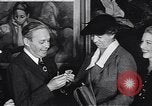 Standbild First Lady Frau Franklin D Roosevelt New York United States USA, 1938, aus Sekunde 33 historischem Filmmaterial Videoclip 65675037206