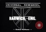 Standbild deutsch-jüdische Flüchtlinge Harwich England, 1938, aus Sekunde 1 historischem Filmmaterial Videoclip 65675037207