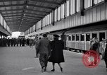 Image 350 réfugiés polonais Téhéran Iran, 1944, de la seconde 28 séquences d'archives historiques vidéo 65675037217