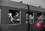 Image 350 réfugiés polonais Téhéran Iran, 1944, de la seconde 60 séquences d'archives historiques vidéo 65675037218