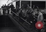 Image 200 enfants réfugiés juive allemande Harwich en Angleterre, 1938, de la seconde 15 séquences d'archives historiques vidéo 65675037219