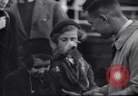 Image 200 enfants réfugiés juive allemande Harwich en Angleterre, 1938, de la seconde 29 séquences d'archives historiques vidéo 65675037219