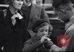 Image 200 enfants réfugiés juive allemande Harwich en Angleterre, 1938, de la seconde 32 séquences d'archives historiques vidéo 65675037219
